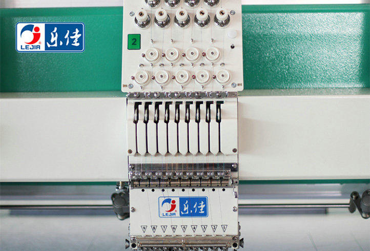LJ-906 Computergesteuerte Hochgeschwindigkeits-Stickmaschine mit 6 Köpfen